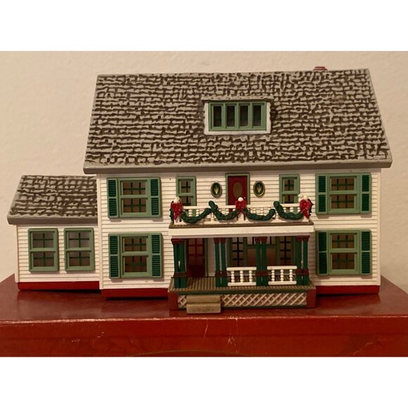 Sarah Plain and Tall LOT 4 Hallmark Holiday Christmas Village Houses 1994 - Picture 12 of 16